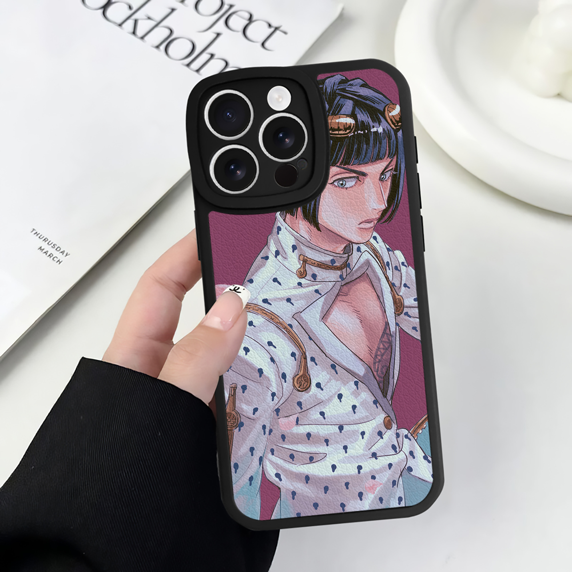 （画像用） ジョジョの奇妙な冒険 JoJo's Bizarre Adventure 【iPhone 16シリーズ対応】シリコンスマホケース（レザー調） 材質：シリコン